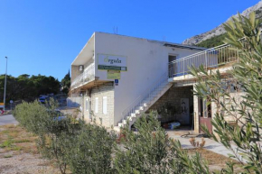 Apartments with a parking space Marusici, Omis - 954